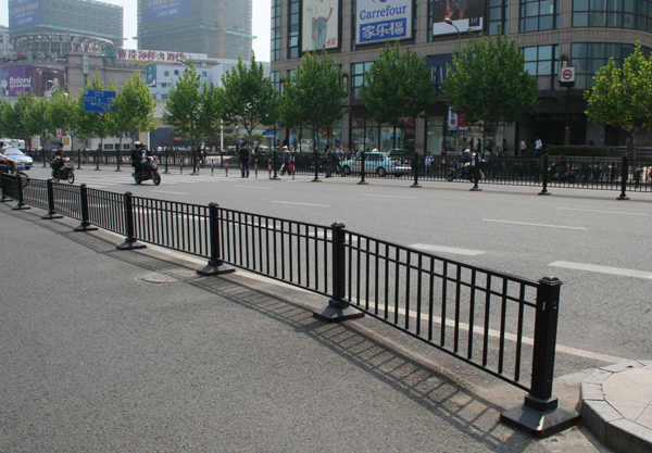 上海軌道交通9號線宜山路地鐵站市政配套